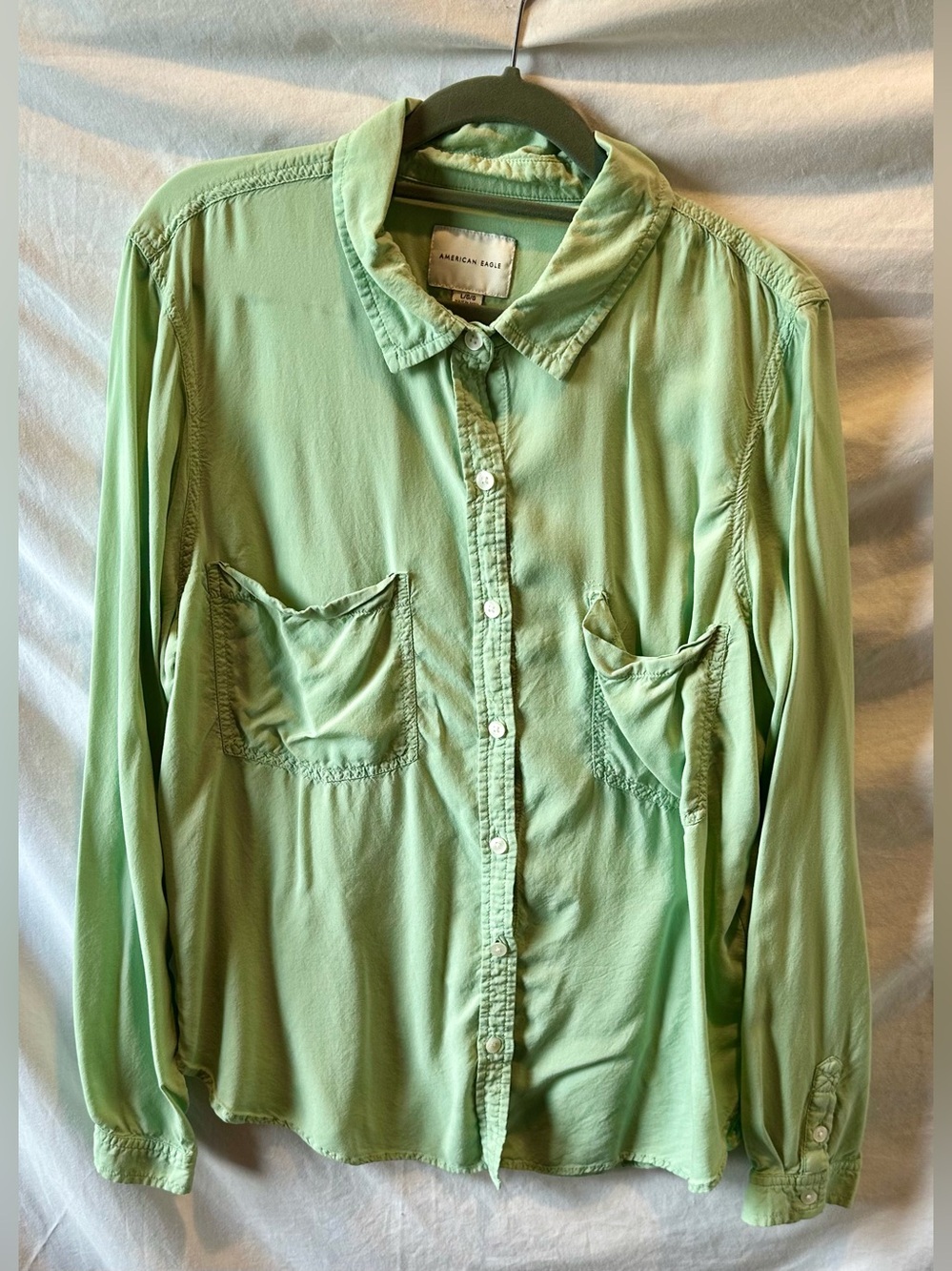 American Eagle Light Green Long Sleeve Button Up Shirt